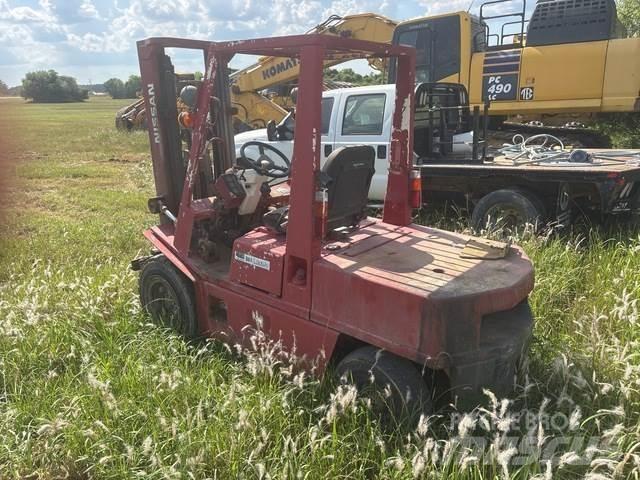 Nissan 258H Utilaje construcții - Altele