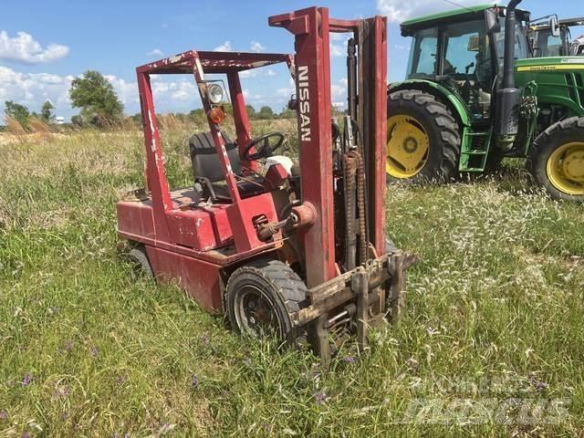 Nissan 258H Utilaje construcții - Altele