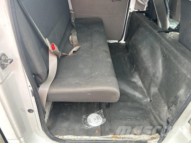 Nissan Atlas Camioane platforma/prelata