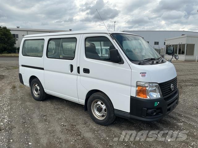 Nissan Caravan Mini autobuze