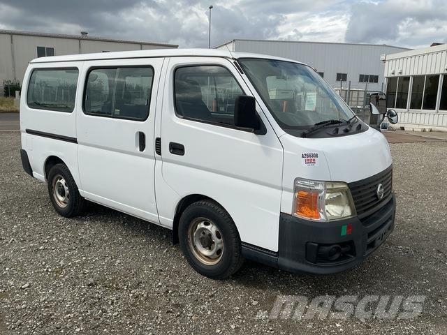 Nissan Caravan Mini autobuze