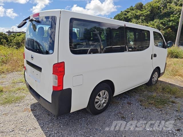 Nissan Caravan Mini autobuze