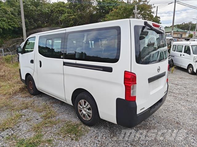 Nissan Caravan Mini autobuze