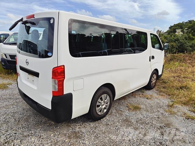 Nissan Caravan Mini autobuze