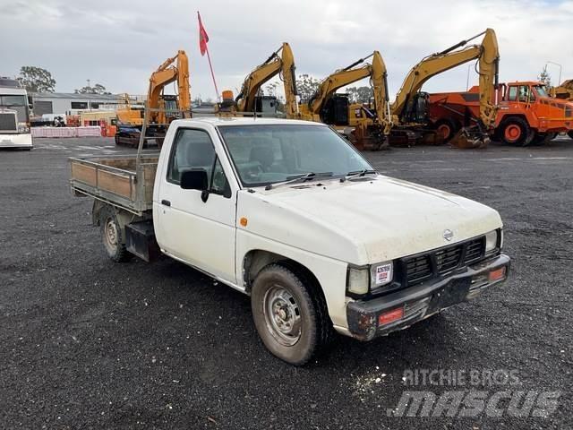 Nissan Navara Pick up/Platou