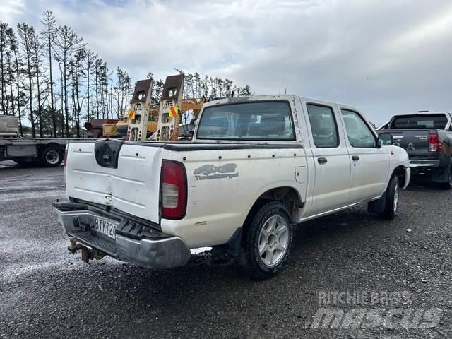 Nissan Navara Pick up/Platou