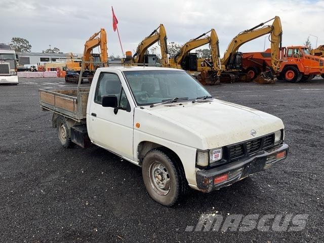 Nissan Navara Pick up/Platou