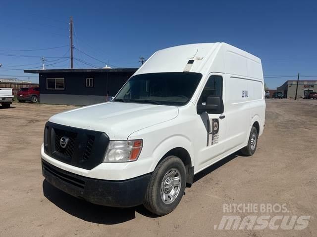 Nissan NV Utilitara