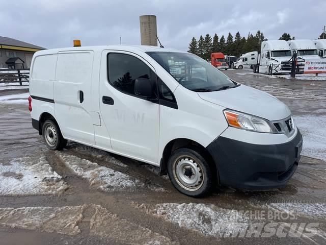 Nissan NV200 Utilitara