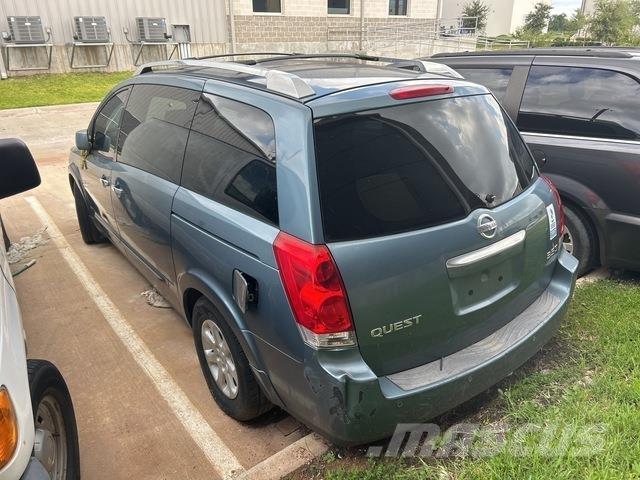 Nissan Quest Masini