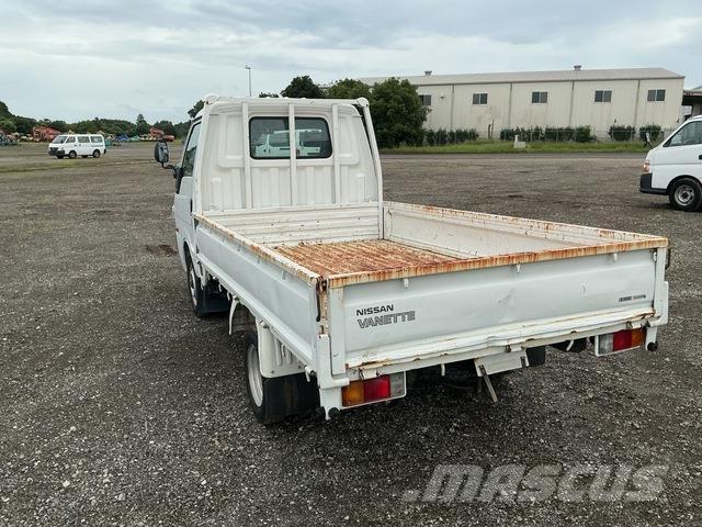 Nissan VANETTE Altele