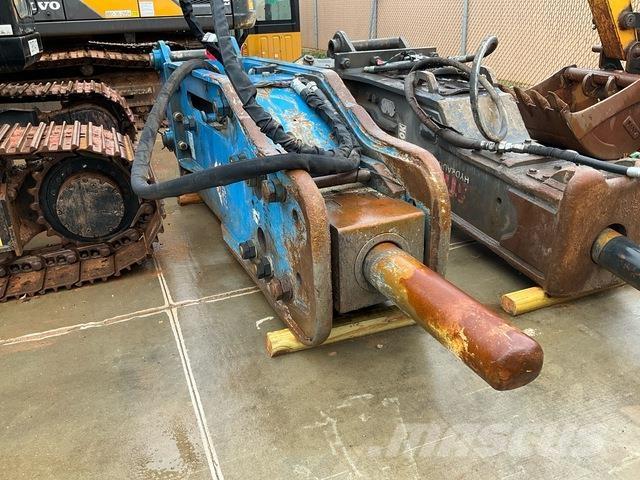 Okada Top 400 Ciocane / Concasoare