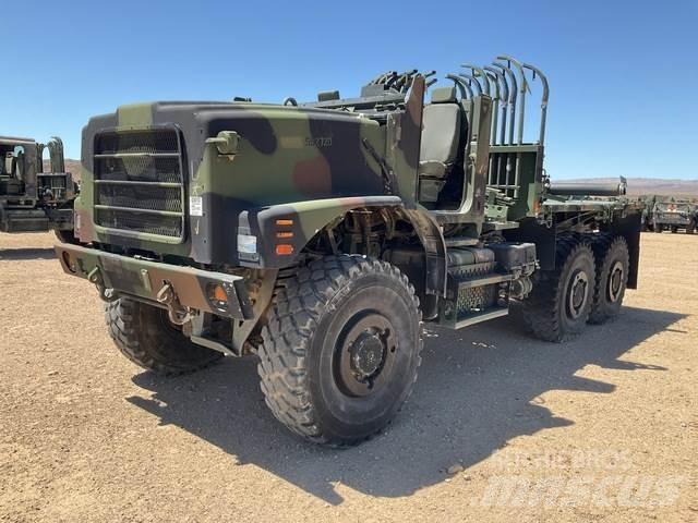 Oshkosh AMK23A1 Autocamioane