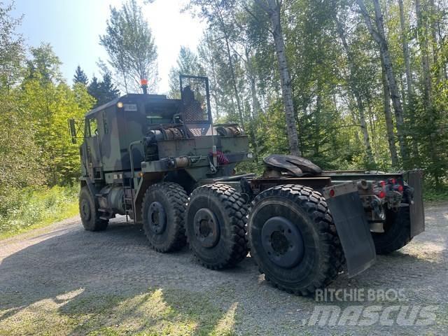 Oshkosh M1070 Autotractoare