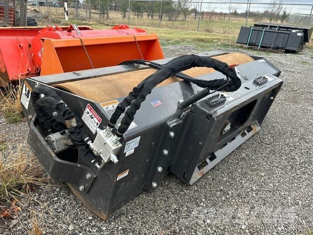 PALADIN VR84 Cilindri compactori tractabili cu vibratii