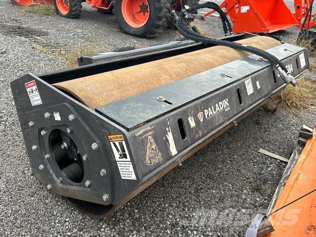 PALADIN VR84 Cilindri compactori tractabili cu vibratii