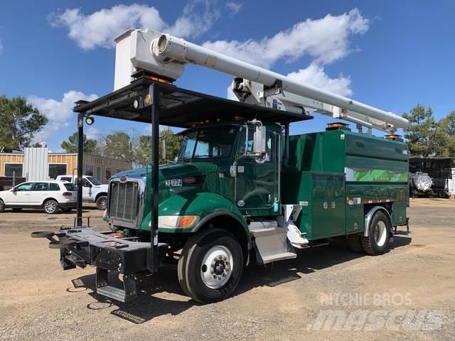Peterbilt  Platforme aeriene montate pe camion