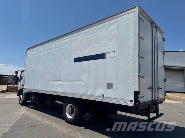 Peterbilt 220 Autocamioane