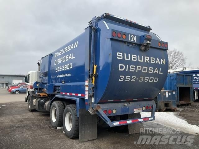 Peterbilt 320 Camion de deseuri