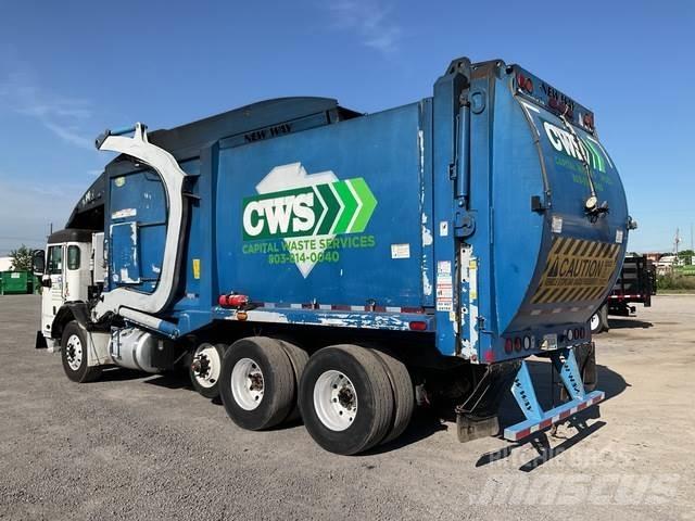 Peterbilt 320 Camion de deseuri