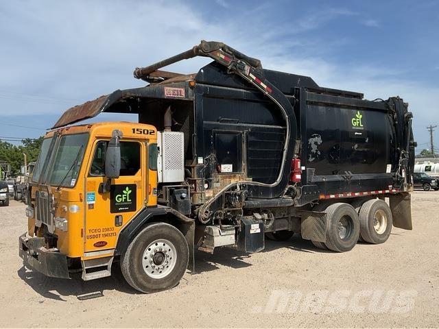 Peterbilt 320 Camion de deseuri