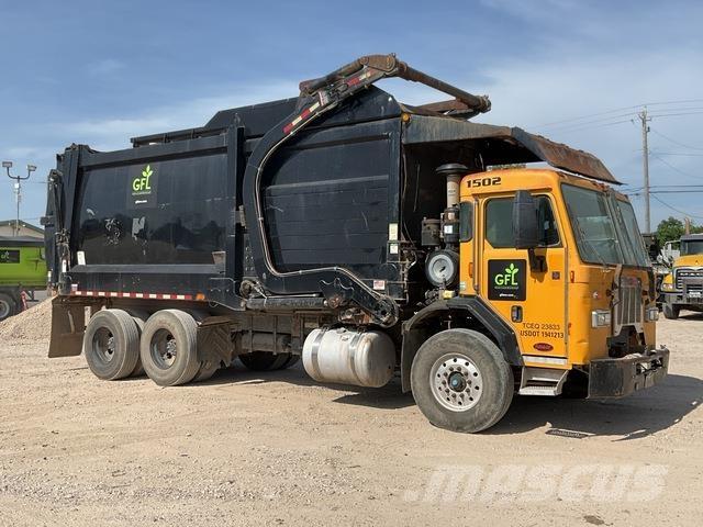 Peterbilt 320 Camion de deseuri