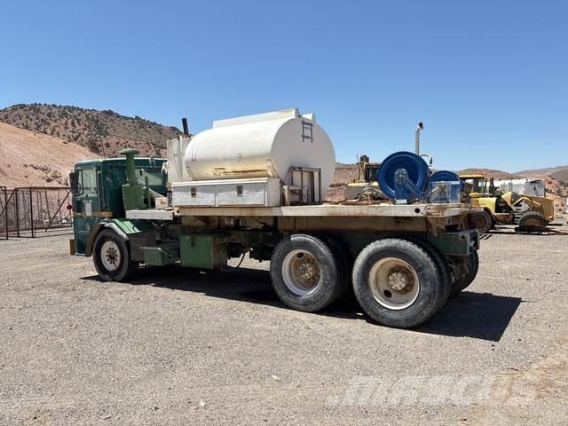 Peterbilt 320 Cisterne