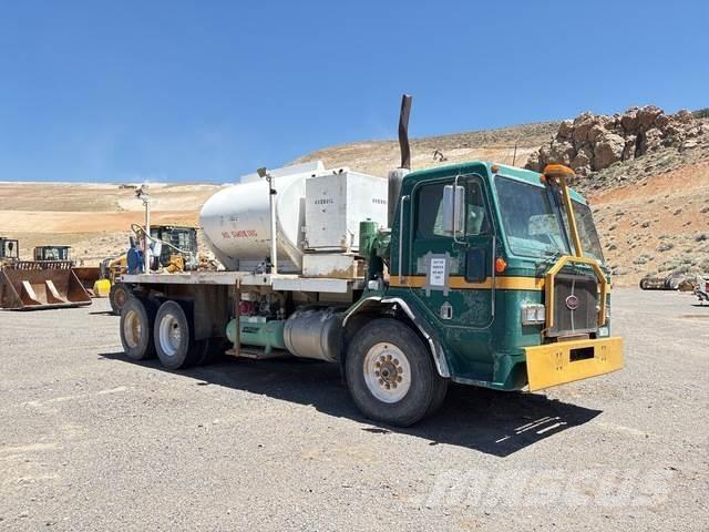 Peterbilt 320 Cisterne