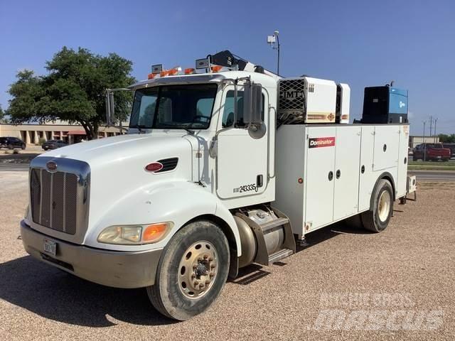 Peterbilt 330 Municipal/vehicul cu uz general
