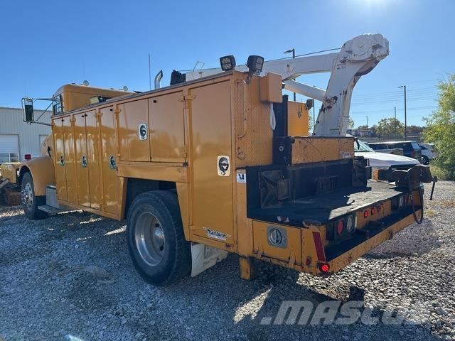 Peterbilt 330 Municipal/vehicul cu uz general