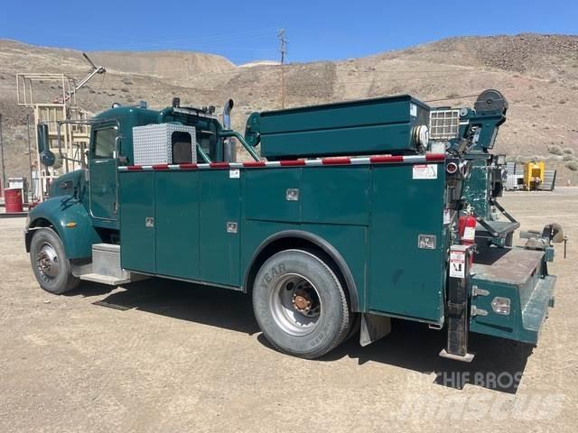Peterbilt 335 Municipal/vehicul cu uz general