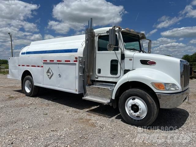 Peterbilt 337 Cisterne