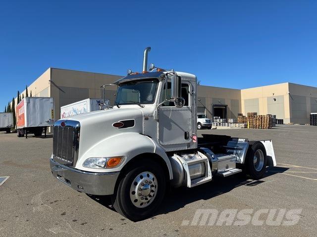 Peterbilt 337 Autotractoare