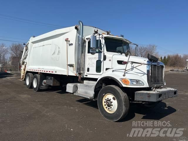 Peterbilt 348 Camion de deseuri