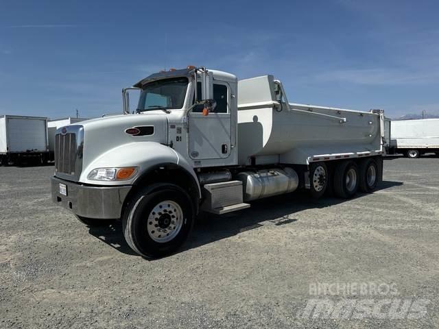 Peterbilt 348 Autobasculanta