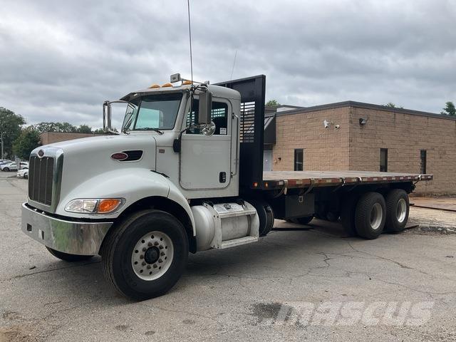 Peterbilt 348 Camioane platforma/prelata