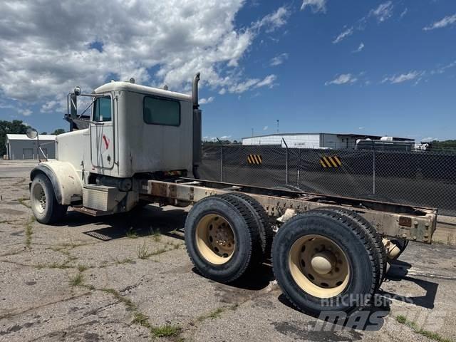 Peterbilt 357 Autotractoare