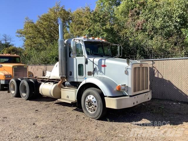 Peterbilt 365 Cabine si interior