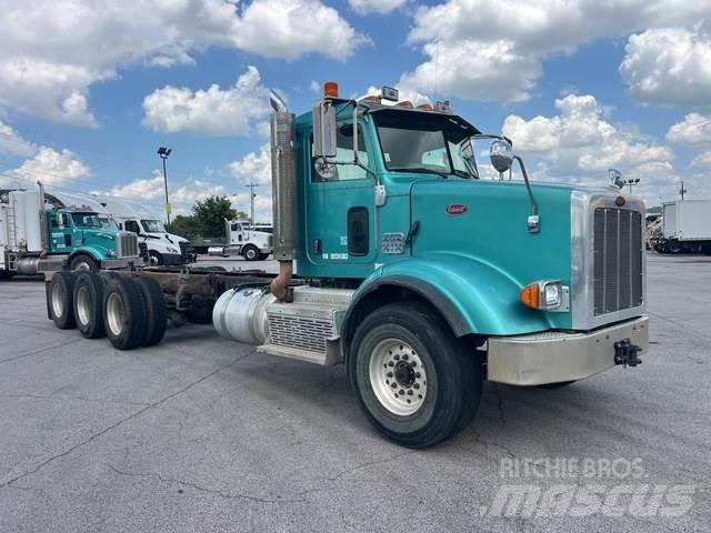 Peterbilt 365 Cabine si interior