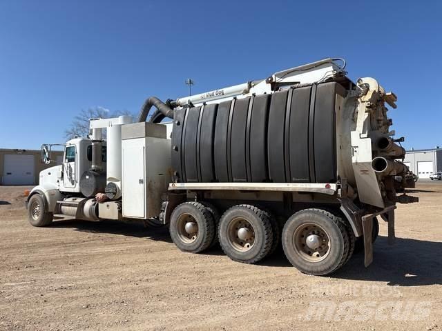 Peterbilt 367 Excavatoare pe șenile
