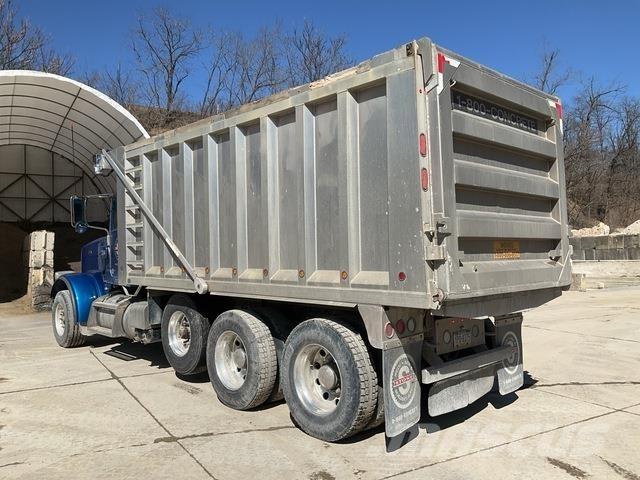 Peterbilt 367 Autobasculanta