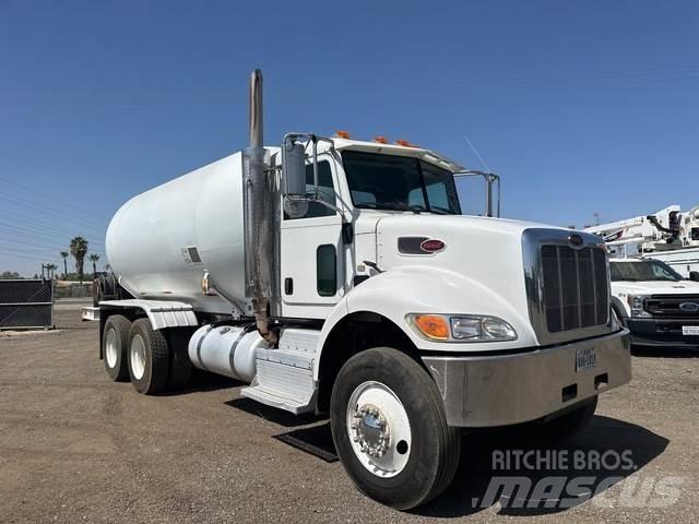 Peterbilt 382 Cisterne