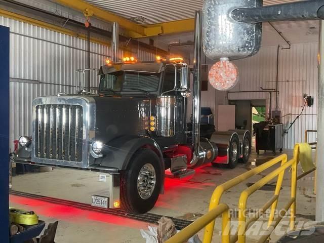 Peterbilt 388 Autotractoare