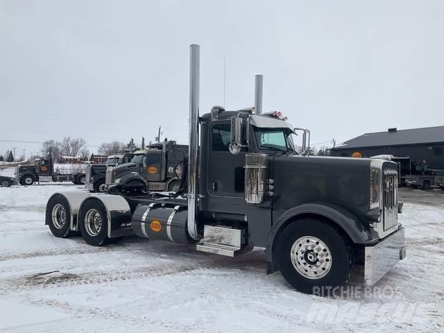 Peterbilt 388 Autotractoare