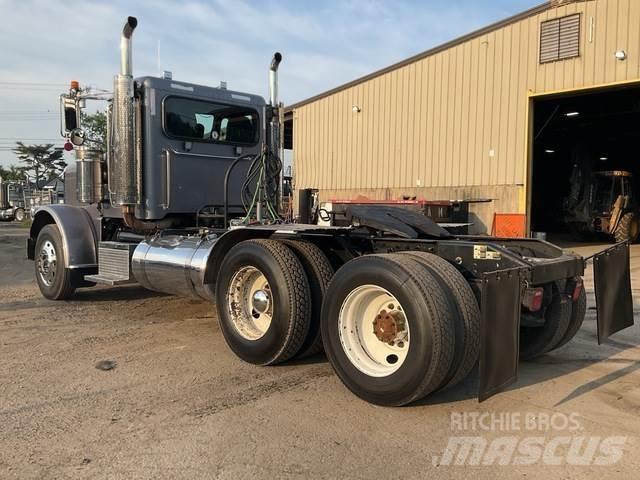 Peterbilt 388 Autotractoare
