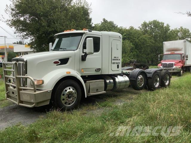 Peterbilt 567 Autotractoare