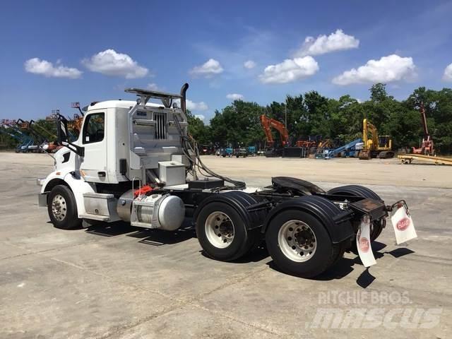 Peterbilt 567 Autotractoare