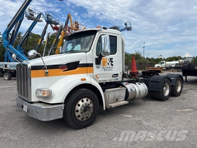 Peterbilt 567 Autotractoare