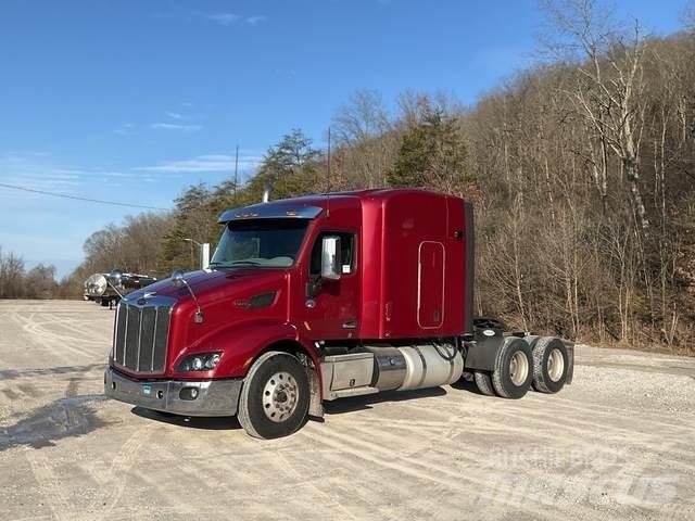 Peterbilt 579 Autotractoare