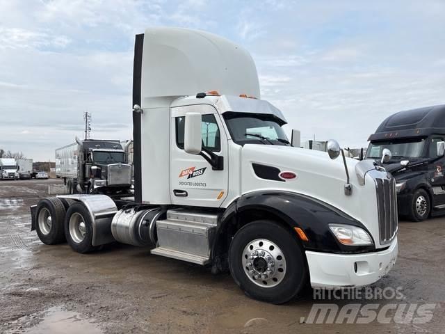 Peterbilt 579 Autotractoare
